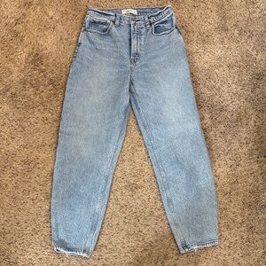 Abercrombie & Fitch Light Wash Mom Jeans